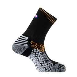 Thyo - Chaussettes Pro Trail  En Fils Recyclés Noir/Blanc